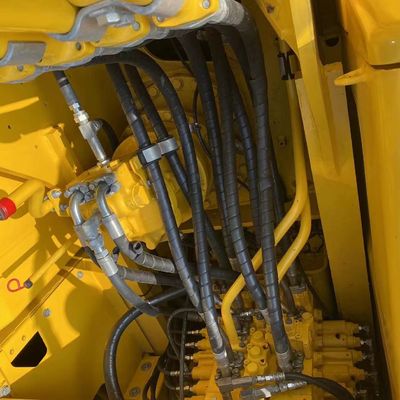 Used Komatsu PC240 Excavator, SAA6D107E-125kW Engine Rated Power, 6930mm Max Digging Depth