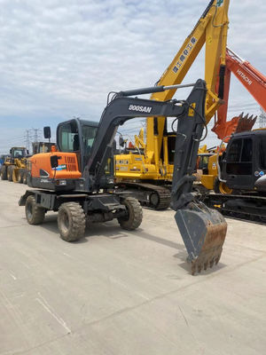 Second Hand Doosan DX60 Wheel Excavator 42.5kW Engine Rated  Power