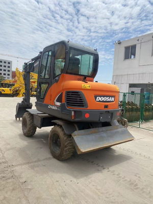 Second Hand Doosan DX60 Wheel Excavator 42.5kW Engine Rated  Power