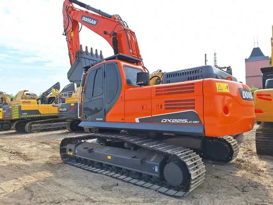 Versatile Used Doosan Excavator DX225 for Agriculture Projects