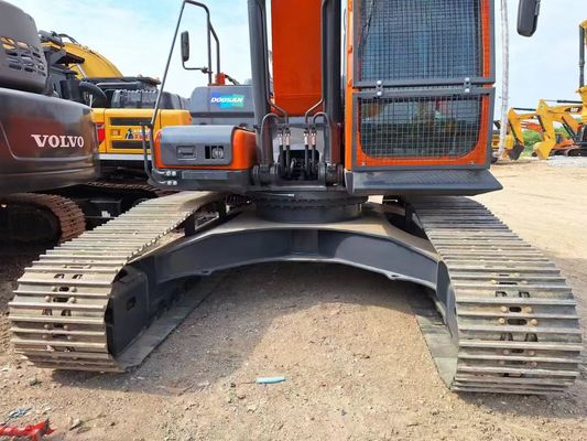 Versatile Used Doosan Excavator DX225 for Agriculture Projects