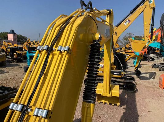 Komatsu PC220 Excavator Stable and Safe Operations for Your Excavation Needs